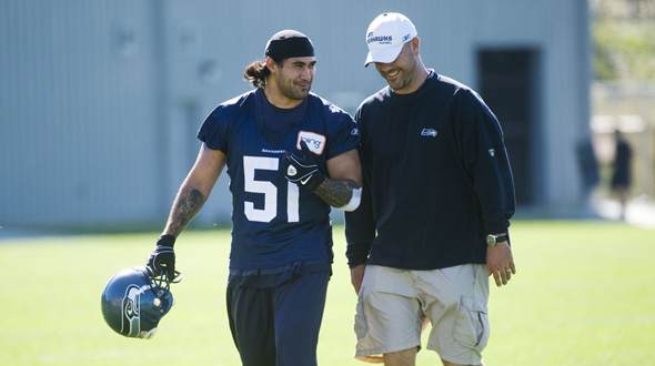 Lofa Tatupu and Gus Bradley