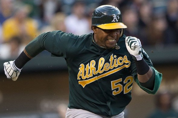 800px-Yoenis_Céspedes_on_April_27,_2012